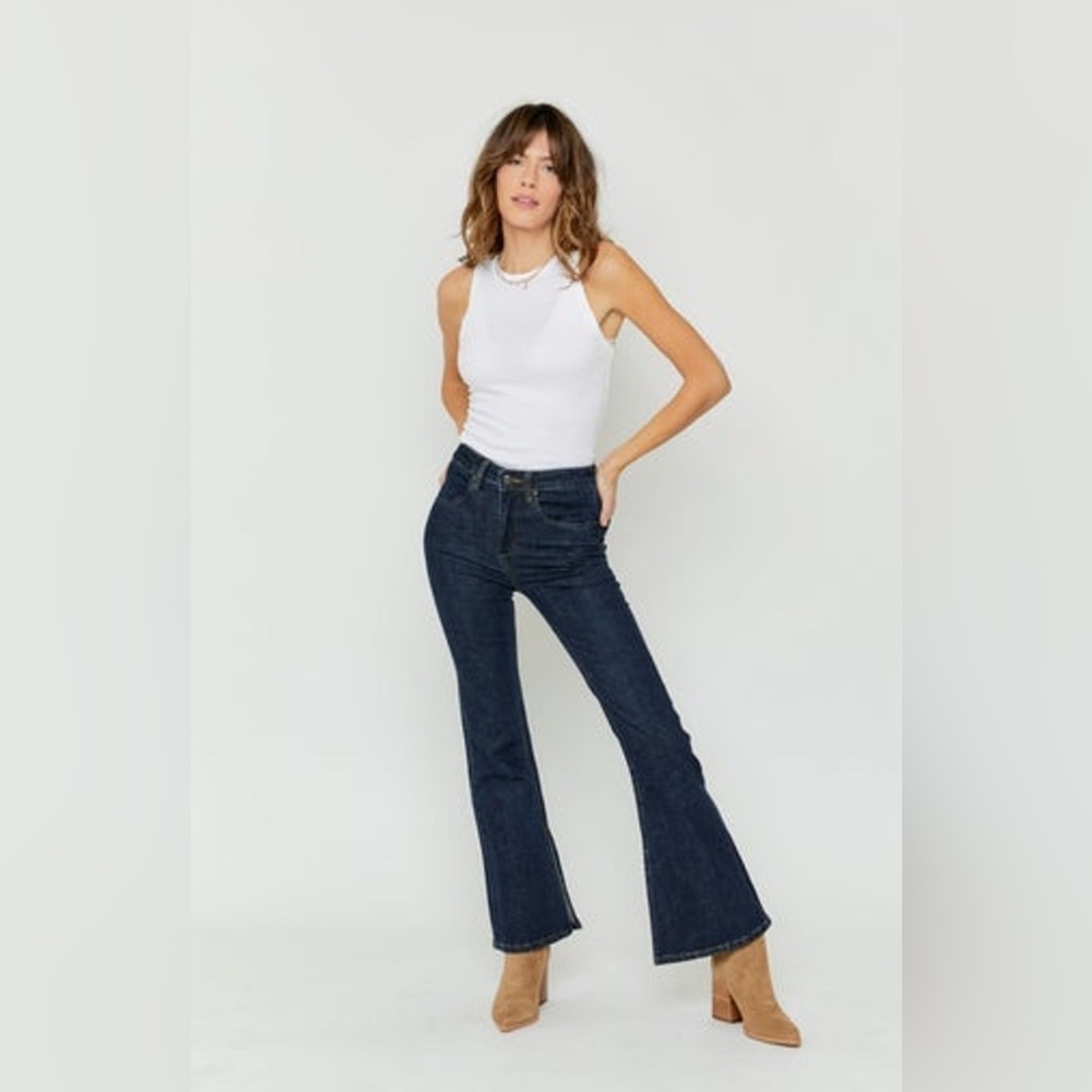 OLIVER LOGAN Sz 28 The Russel Flare Darker Wash High Waist Jeans with Slit NEW